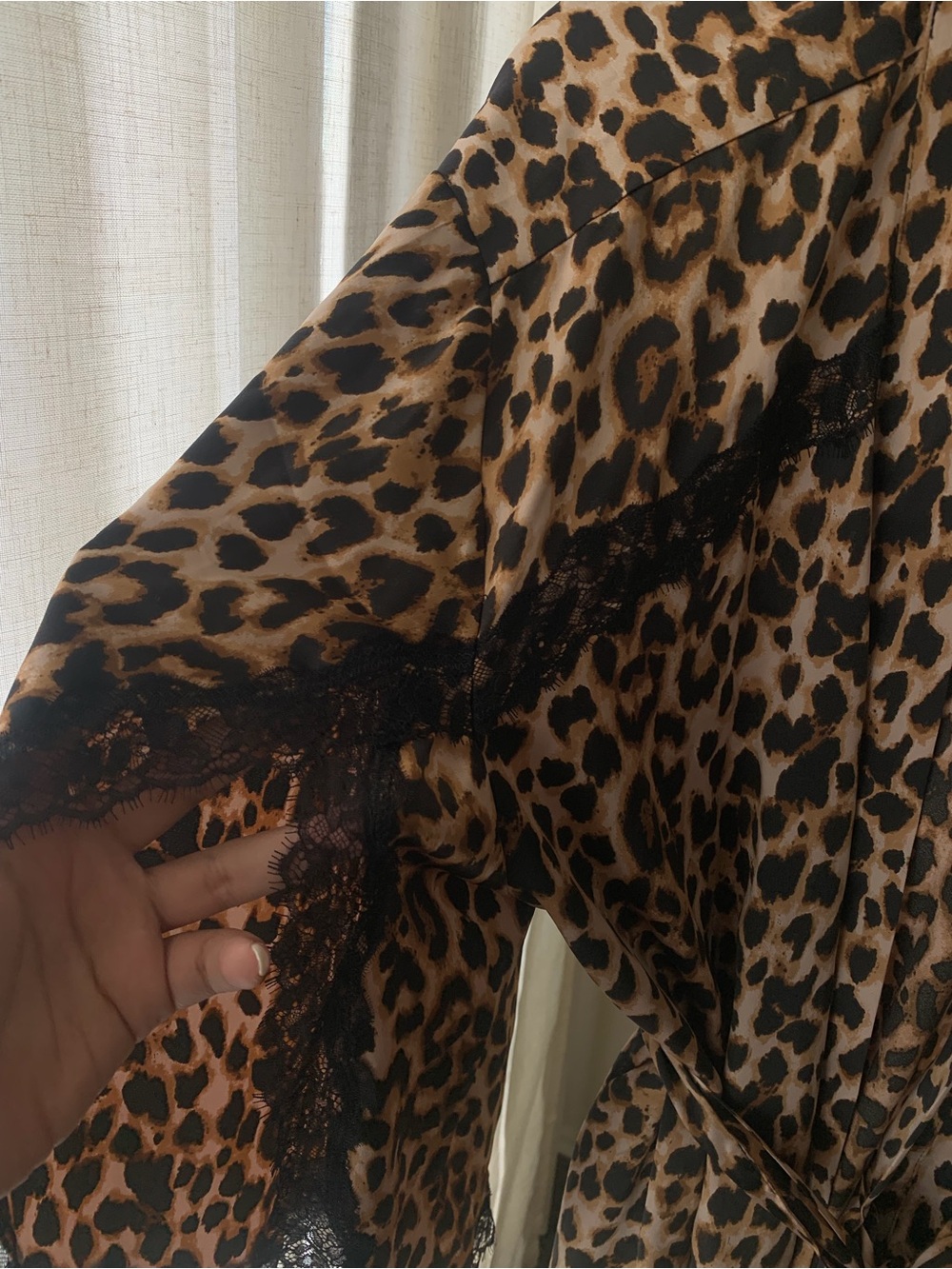 Victoria's Secret Robe - Picture 2 of 3